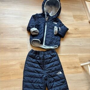 The North agave Snow Pants and Jacket